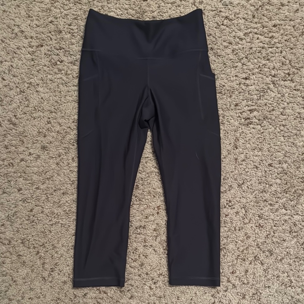 Old Navy Dark Blue/Navy Capri High-Waisted Leggings